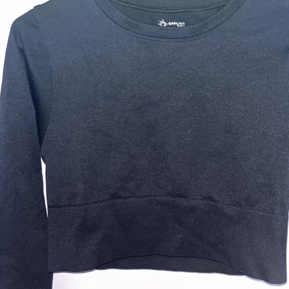 AERIE OFFLINE black workout top - Picture 2 of 3